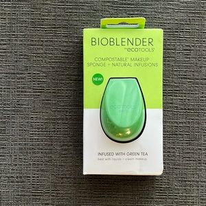 Compostable Makeup Sponge + Natural infusions